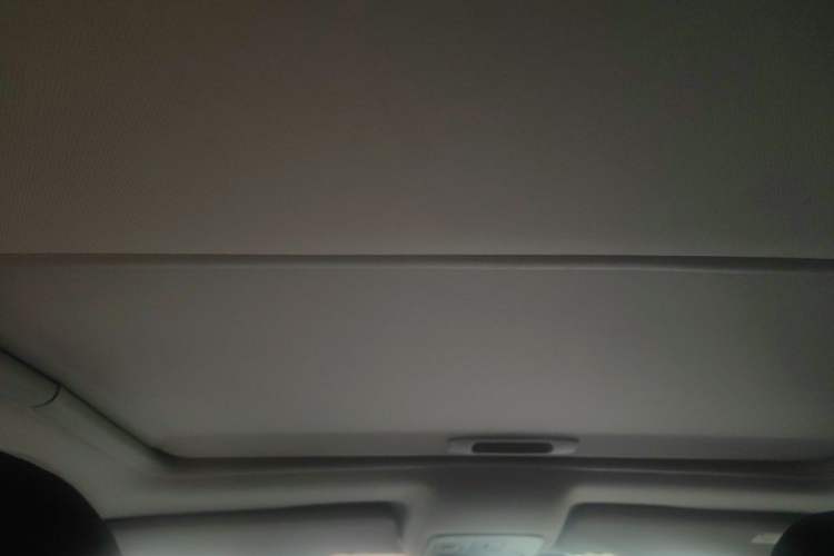 Used Citroen C5 2014 1.6T Automatic Luxury Model Headliner