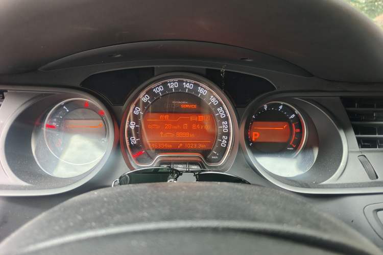 Used Citroen C5 2014 1.6T Automatic Luxury Model Instrument Cluster