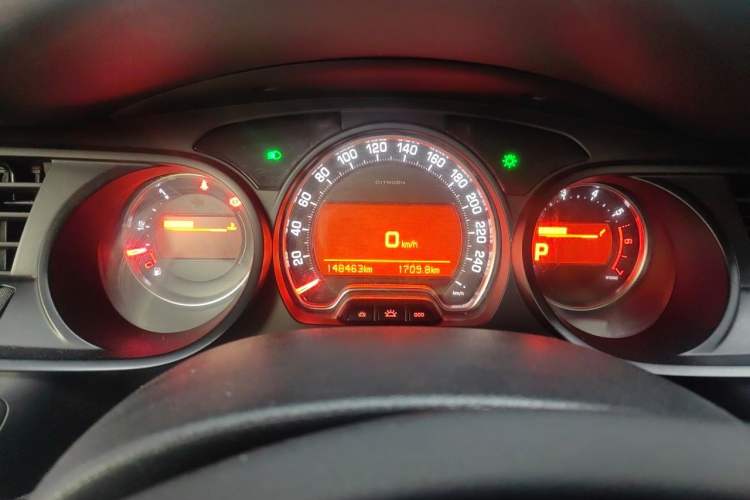 Used Citroen C5 2014 1.6T Automatic Luxury Model Instrument Cluster