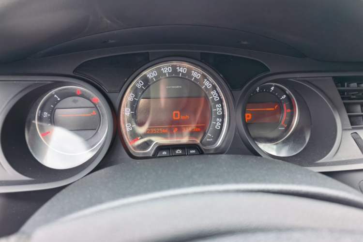 Used Citroen C5 2014 1.6T Automatic Prestige Model Instrument Cluster