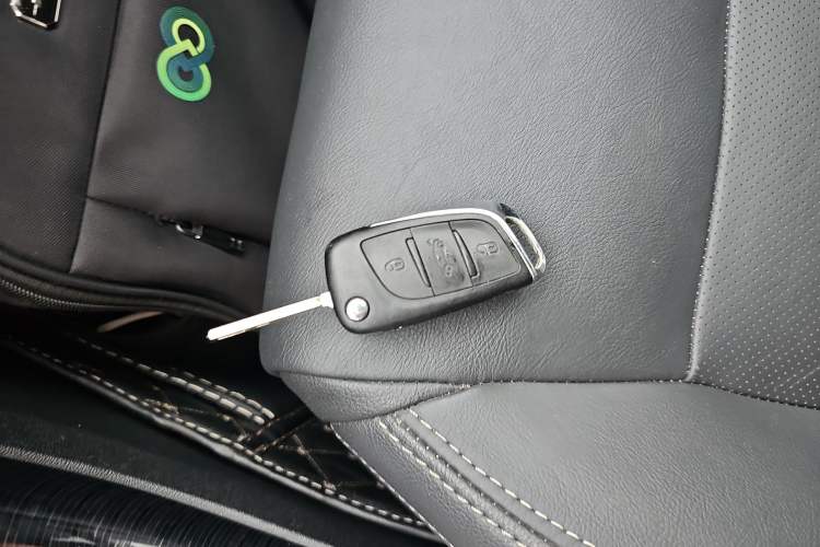 Used Citroen C5 2014 2.0L Automatic Luxury Edition Interior 1
