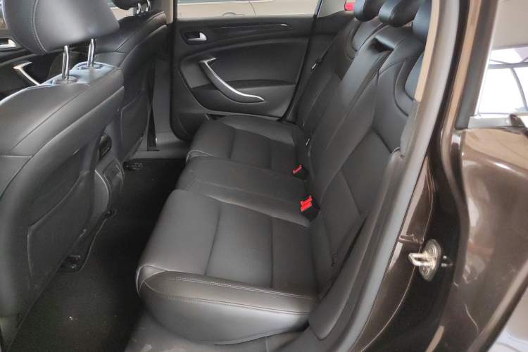 Used Citroen C5 2014 2.0L Automatic Luxury Edition Interior 4