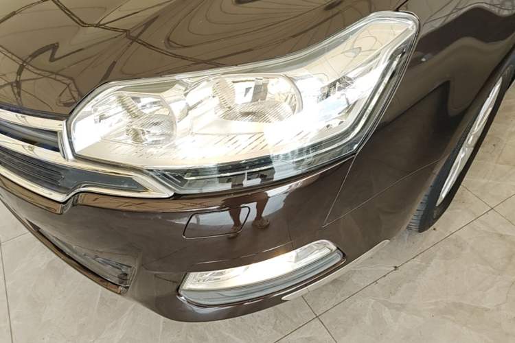 Used Citroen C5 2014 2.0L Automatic Luxury Edition Left Front Headlight