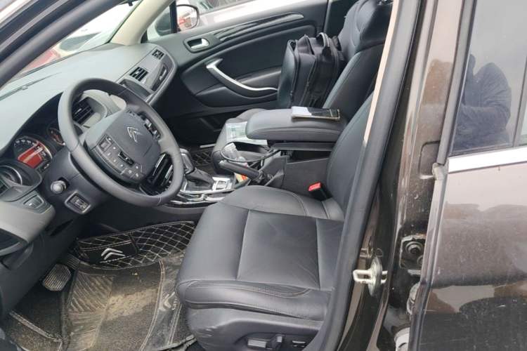 Used Citroen C5 2014 2.0L Automatic Luxury Edition Left Front Seat