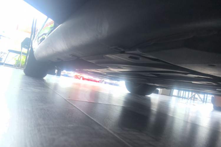 Used Citroen C5 2014 2.0L Automatic Luxury Edition Left Side Sill