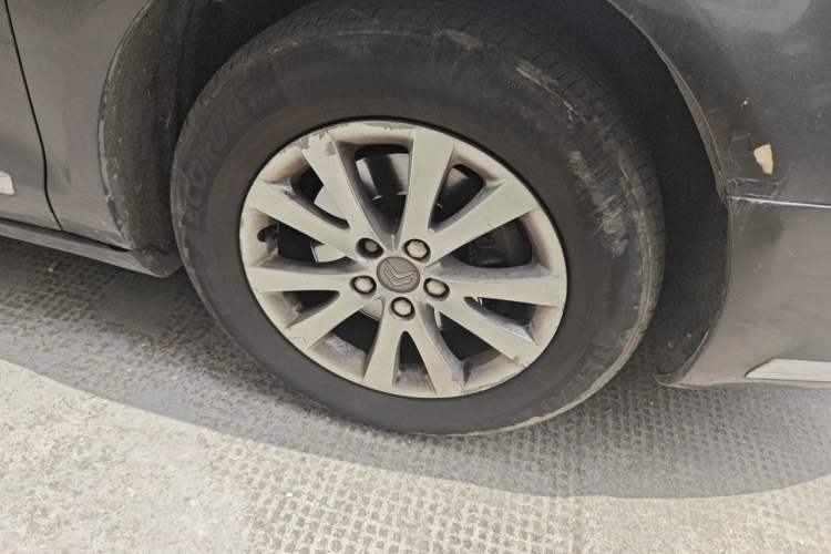 Used Citroen C5 2014 2.0L Automatic Luxury Edition Right Front Wheel Hub