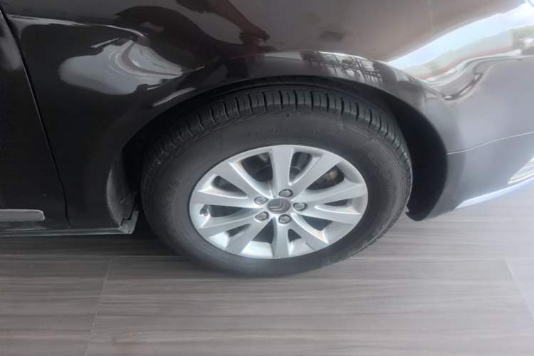 Used Citroen C5 2014 2.0L Automatic Luxury Edition Right Rear Wheel Hub
