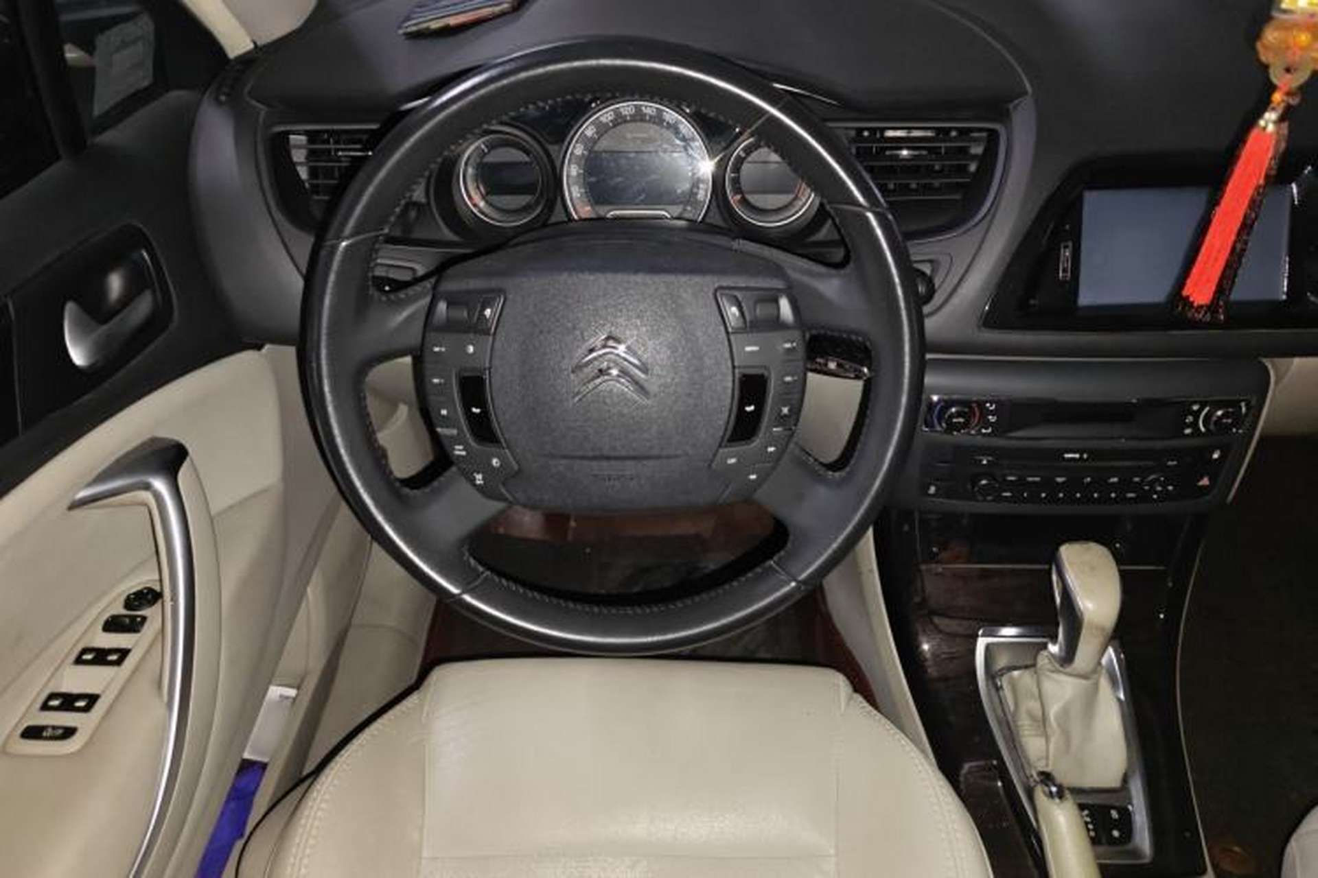Used Citroen C5 2014 2.0L Automatic Zunyue Model Steering Wheel
