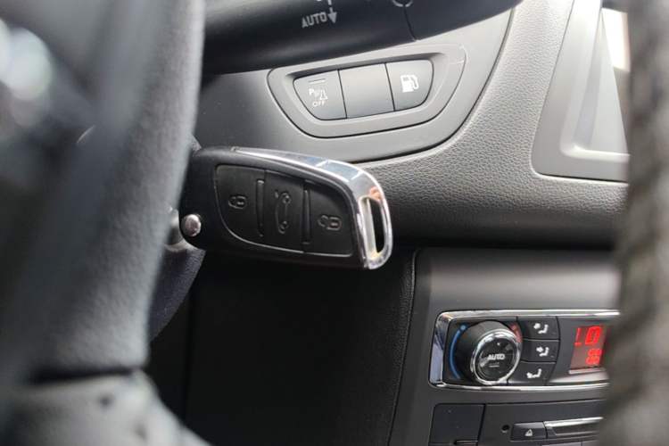 Used Citroen C5 2014 2.0L Automatic Luxury Edition Vehicle Key