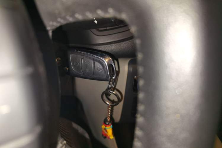 Used Citroen C5 2014 2.0L Automatic Zunyue Model Vehicle Key