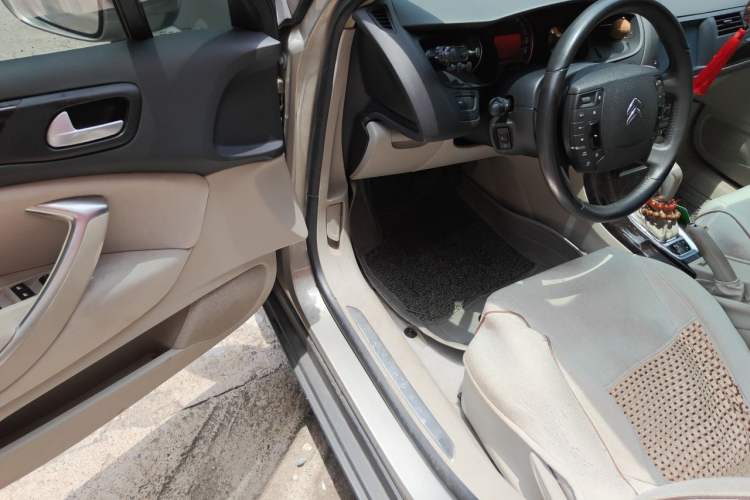 Used Citroen C5 2014 2.0L Automatic Zunyue Model Driver Seat