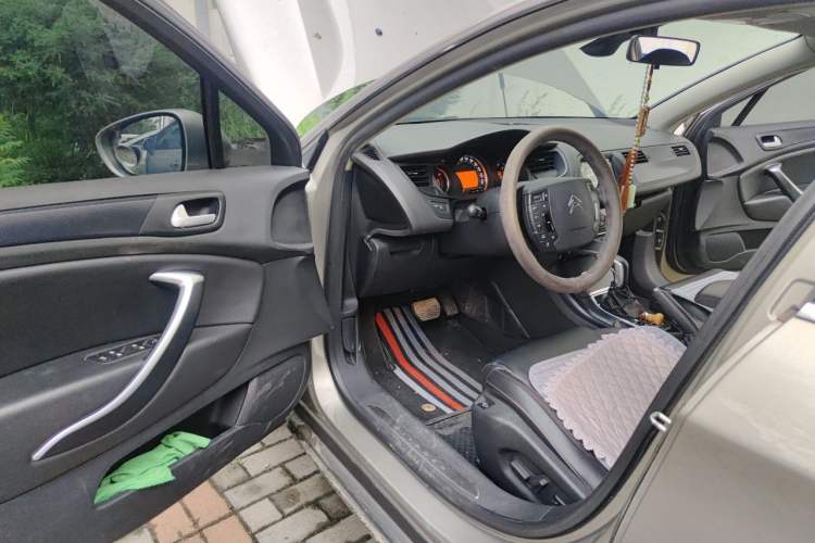 Used Citroen C5 2014 1.6T Automatic Prestige Model Driver Seat