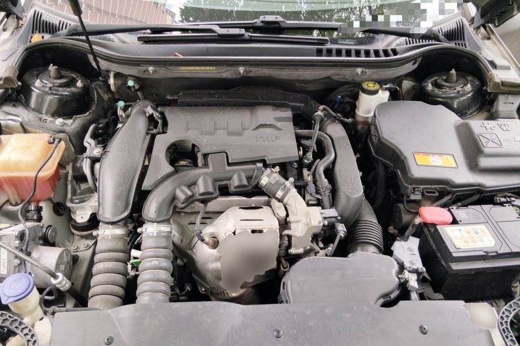 Used Citroen C5 2014 1.6T Automatic Luxury Model Engine Bay