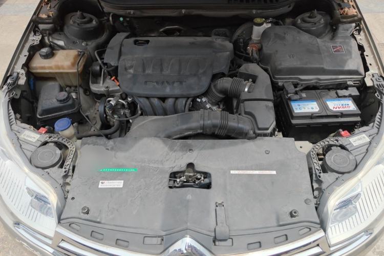 Used Citroen C5 2014 2.0L Automatic Zunyue Model Engine Bay