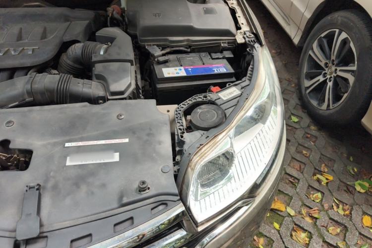 Used Citroen C5 2014 2.0L Automatic Luxury Edition Engine Bay Left