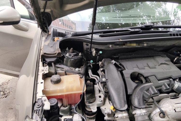 Used Citroen C5 2014 1.6T Automatic Luxury Model Engine Bay Right