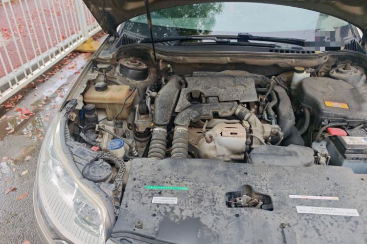 Used Citroen C5 2014 1.6T Automatic Luxury Model Engine Bay Right