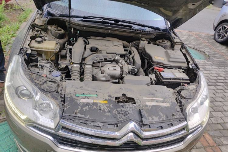 Used Citroen C5 2014 1.6T Automatic Prestige Model Engine Bay