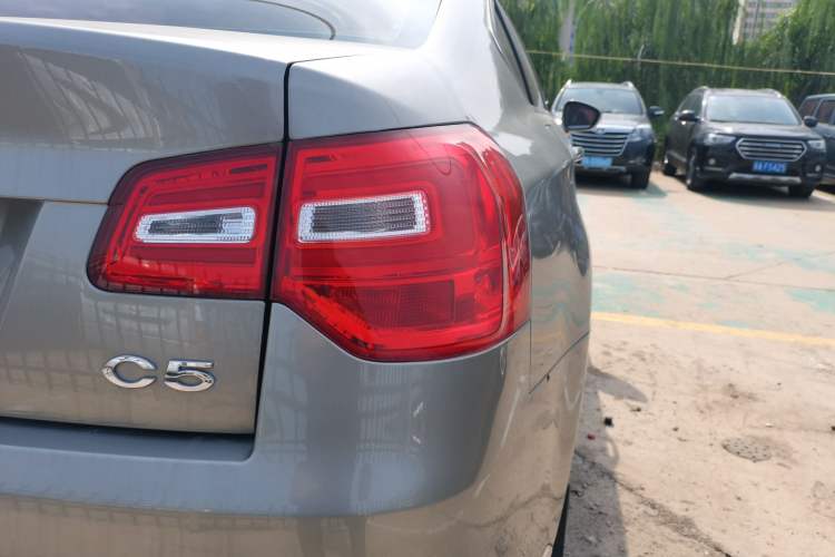 Used Citroen C5 2014 2.0L Automatic Luxury Edition Exterior 6