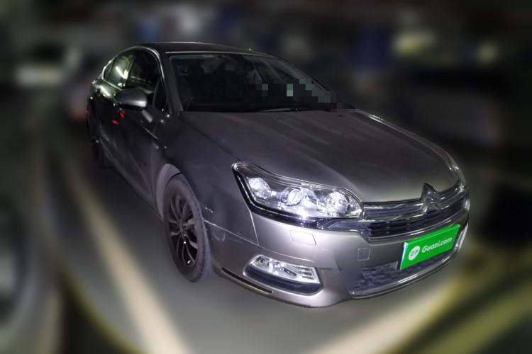 Used Citroen C5 2014 1.6T Automatic Prestige Model Front Right 45 Deg