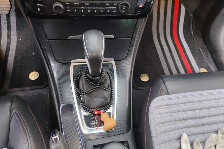 Used Citroen C5 2014 1.6T Automatic Prestige Model Gear Lever