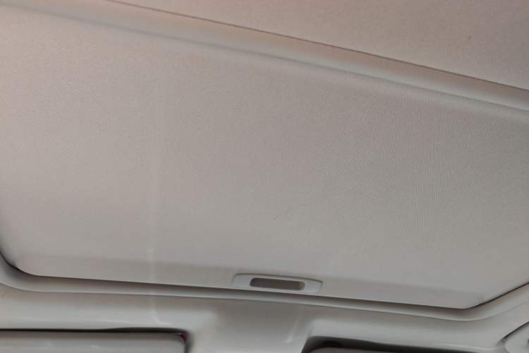 Used Citroen C5 2014 2.0L Automatic Zunyue Model Headliner