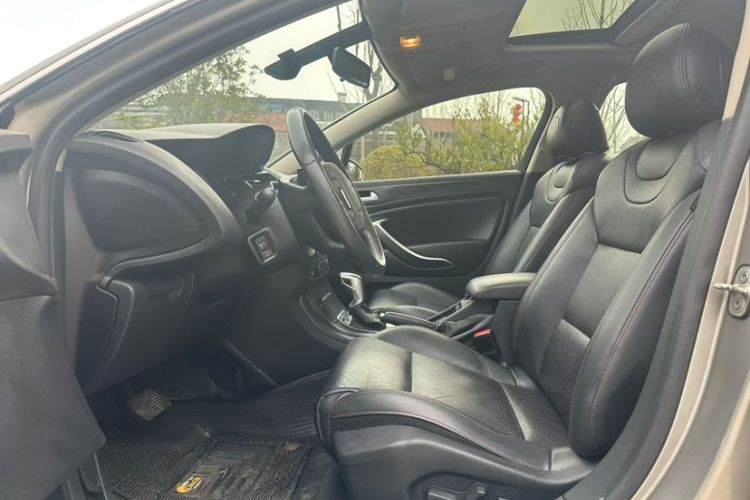 Used Citroen C5 2014 1.6T Automatic Luxury Model Interior 3