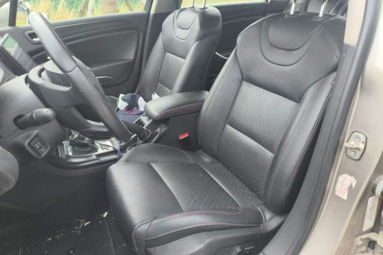 Used Citroen C5 2014 1.6T Automatic Luxury Model Left Front Seat