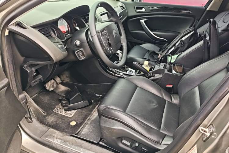 Used Citroen C5 2014 2.0L Automatic Luxury Edition Left Front Seat