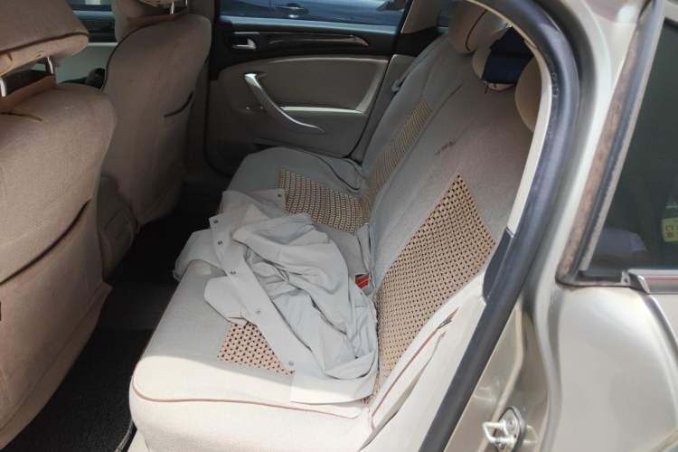 Used Citroen C5 2014 2.0L Automatic Zunyue Model Left Rear Seat