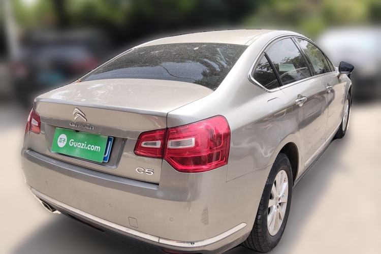 Used Citroen C5 2014 1.6T Automatic Luxury Model Rear Right 45 Deg