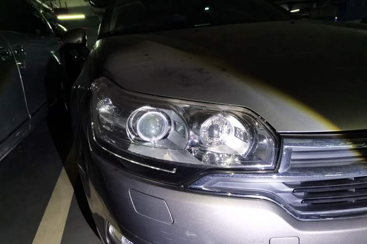 Used Citroen C5 2014 1.6T Automatic Prestige Model Right Front Headlight
