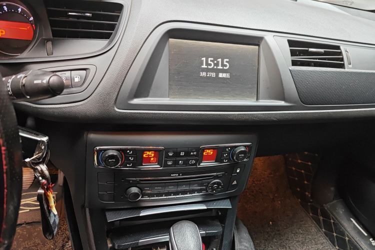 Used Citroen C5 2014 1.6T Automatic Luxury Model Audio And AC Panel