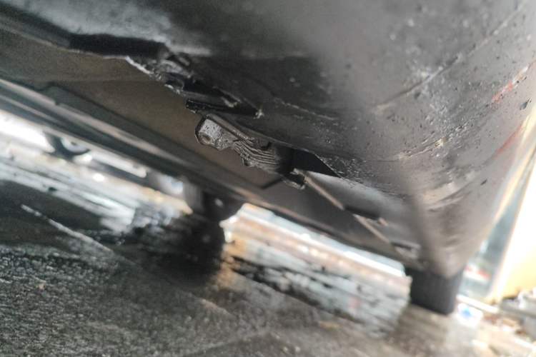 Used Citroen C5 2014 2.0L Automatic Luxury Edition Chassis Front Left