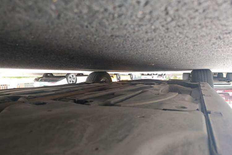 Used Citroen C5 2014 1.6T Automatic Luxury Model Chassis Rear Left