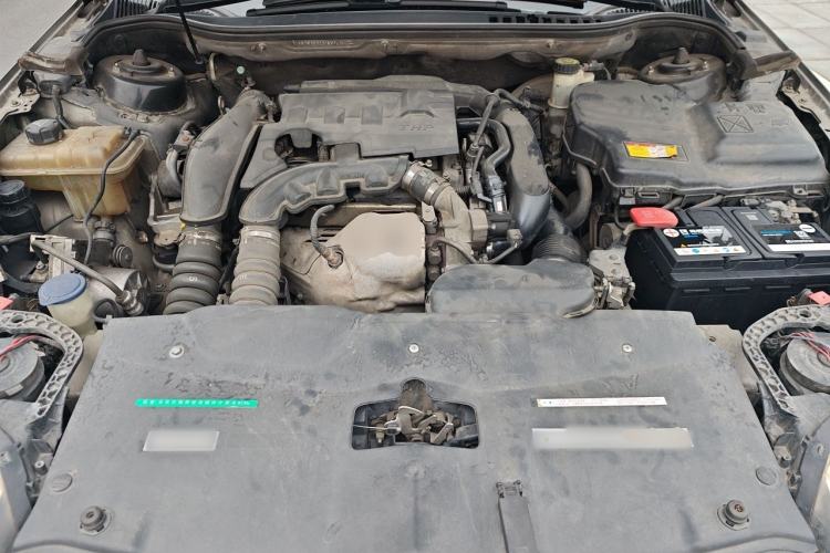 Used Citroen C5 2014 1.6T Automatic Luxury Model Engine Bay
