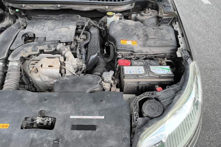 Used Citroen C5 2014 1.6T Automatic Luxury Model Engine Bay Left