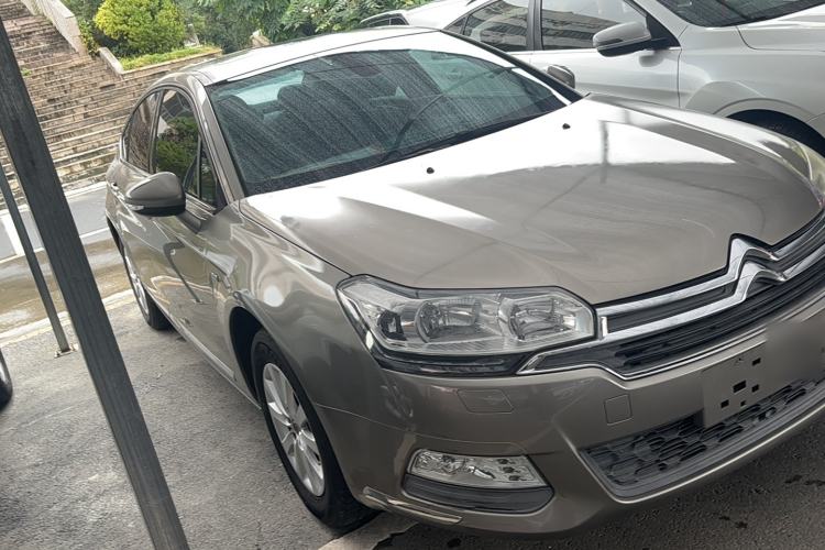 Used Citroen C5 2014 1.6T Automatic Luxury Model Exterior 2