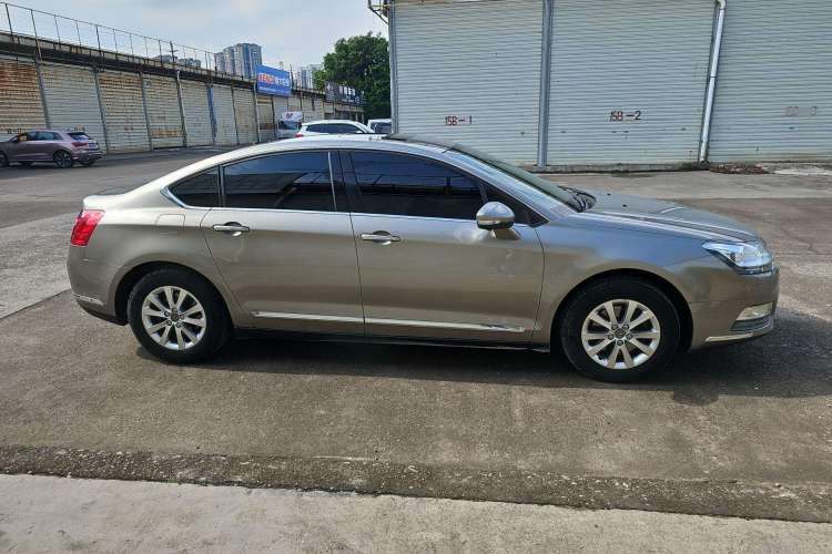 Used Citroen C5 2014 2.0L Automatic Luxury Edition Exterior 2