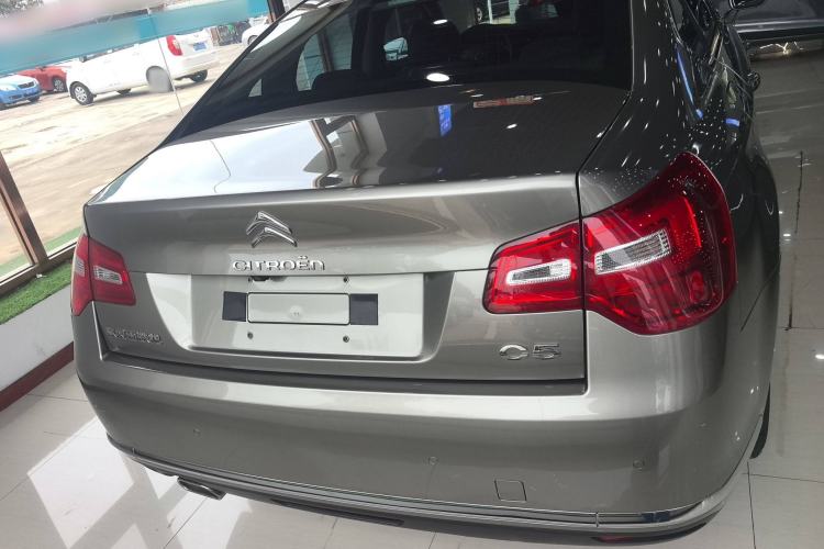Used Citroen C5 2014 1.6T Automatic Luxury Model Exterior 4
