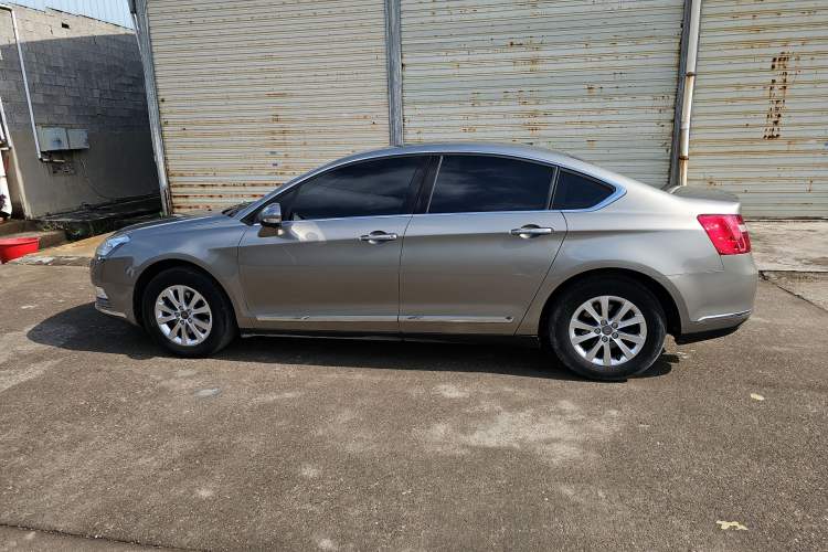 Used Citroen C5 2014 2.0L Automatic Luxury Edition Exterior 5