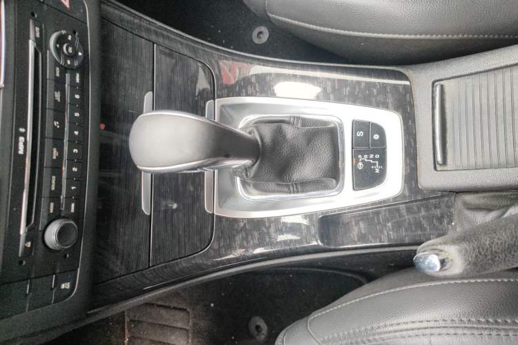 Used Citroen C5 2014 2.0L Automatic Luxury Edition Gear Lever