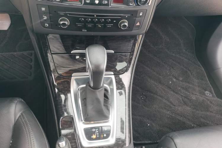 Used Citroen C5 2014 2.0L Automatic Luxury Edition Gear Lever