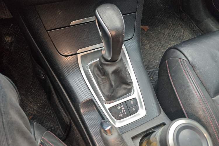Used Citroen C5 2014 1.6T Automatic Luxury Model Gear Lever