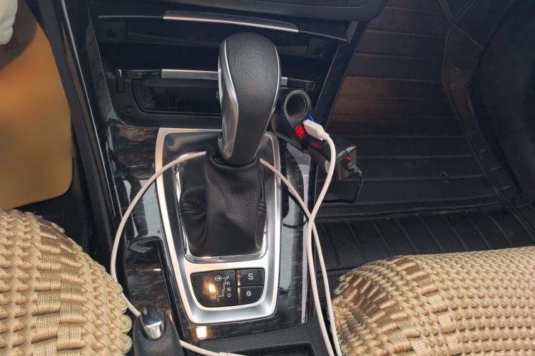 Used Citroen C5 2014 2.0L Automatic Luxury Edition Gear Lever