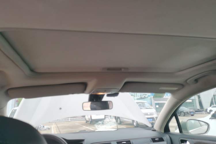 Used Citroen C5 2014 2.0L Automatic Luxury Edition Headliner