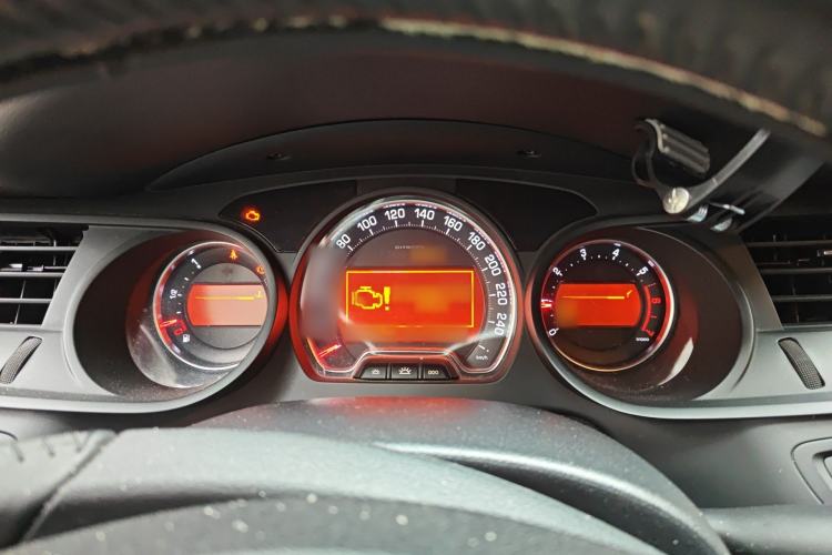 Used Citroen C5 2014 1.6T Automatic Luxury Model Instrument Cluster