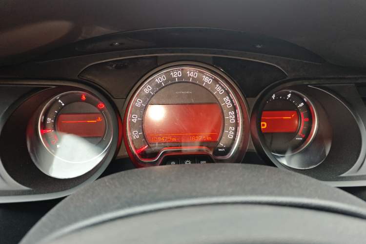 Used Citroen C5 2014 1.6T Automatic Luxury Model Instrument Cluster