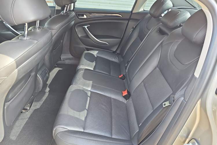 Used Citroen C5 2014 2.0L Automatic Luxury Edition Interior 1