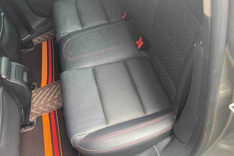 Used Citroen C5 2014 1.6T Automatic Luxury Model Interior 2